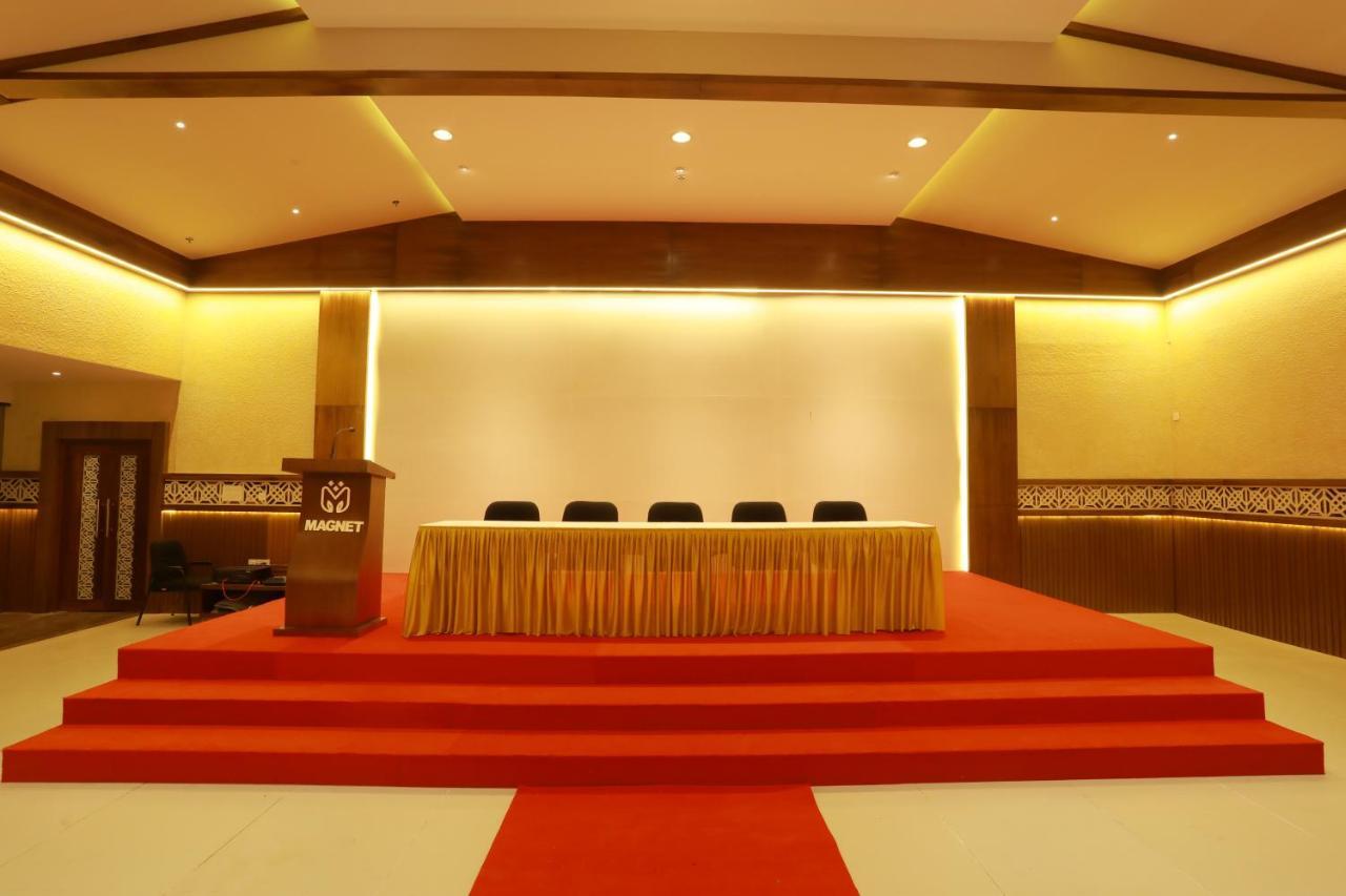 Magnet Hotel Kannur Exterior foto